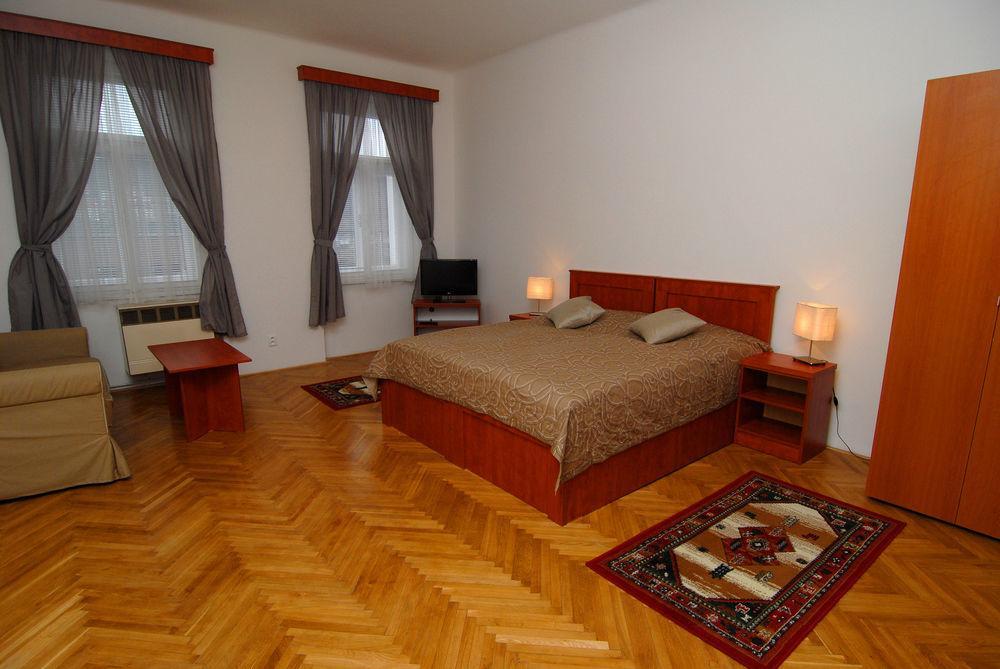 Akat Praga